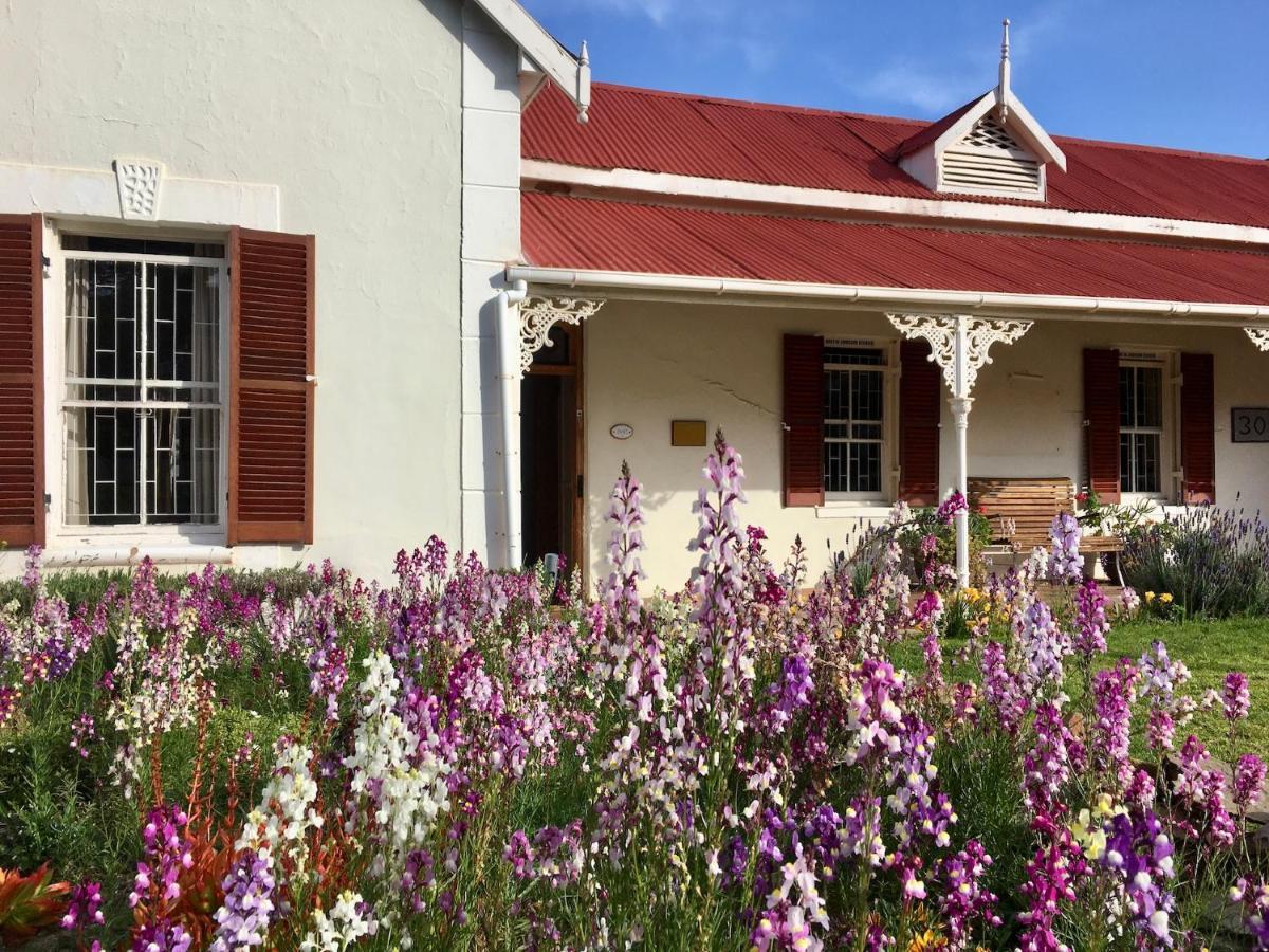 John Montagu Accommodation エクステリア 写真