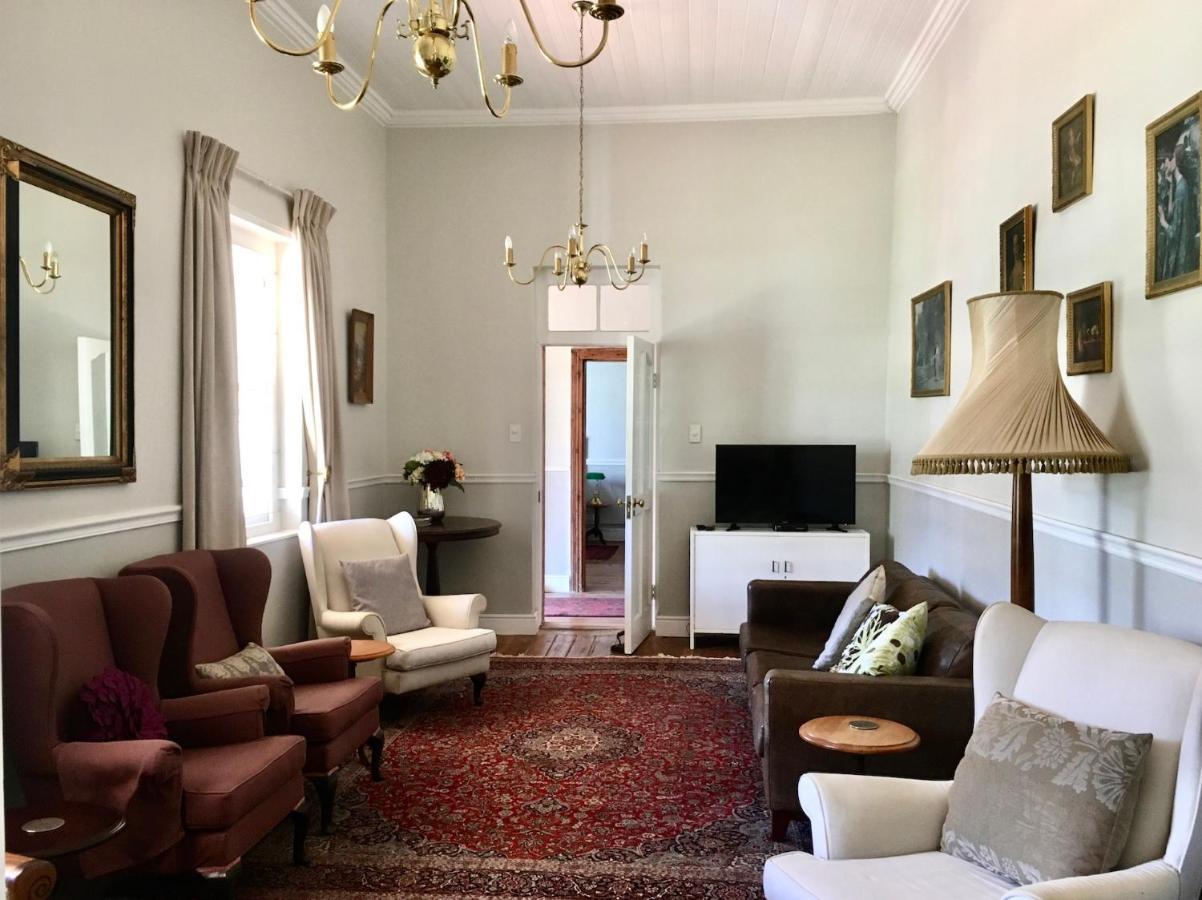 John Montagu Accommodation エクステリア 写真