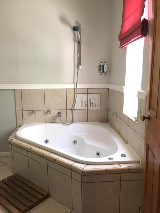 John Montagu Accommodation エクステリア 写真
