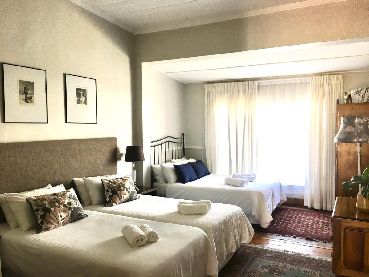 John Montagu Accommodation エクステリア 写真
