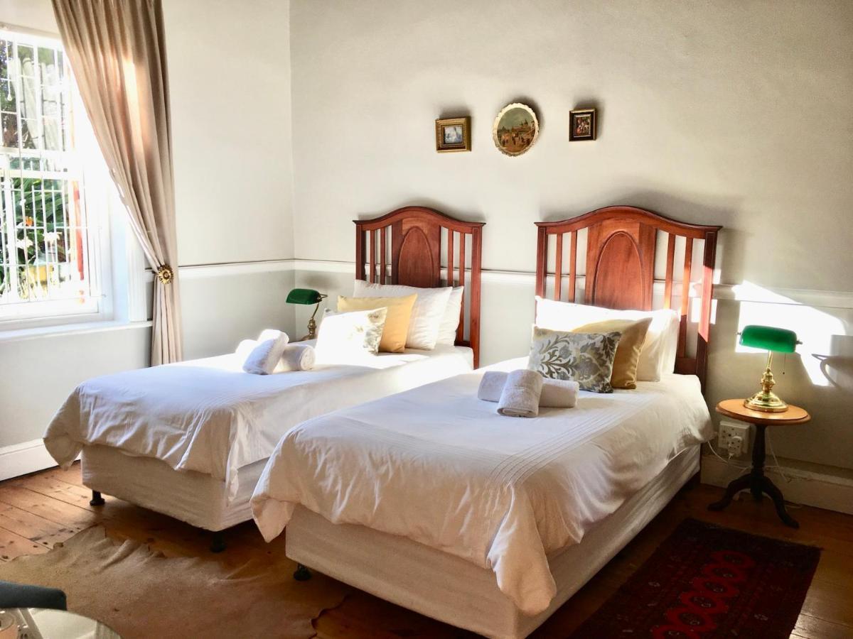 John Montagu Accommodation エクステリア 写真