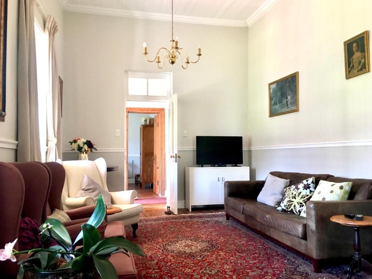 John Montagu Accommodation エクステリア 写真
