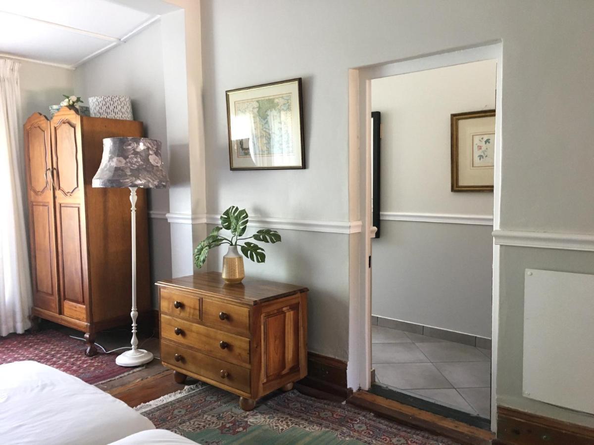 John Montagu Accommodation エクステリア 写真