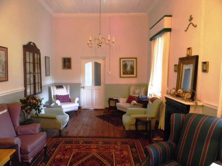 John Montagu Accommodation エクステリア 写真